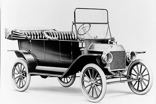 TModell von Ford Erstes in Serie gebautes Automobil Ford 